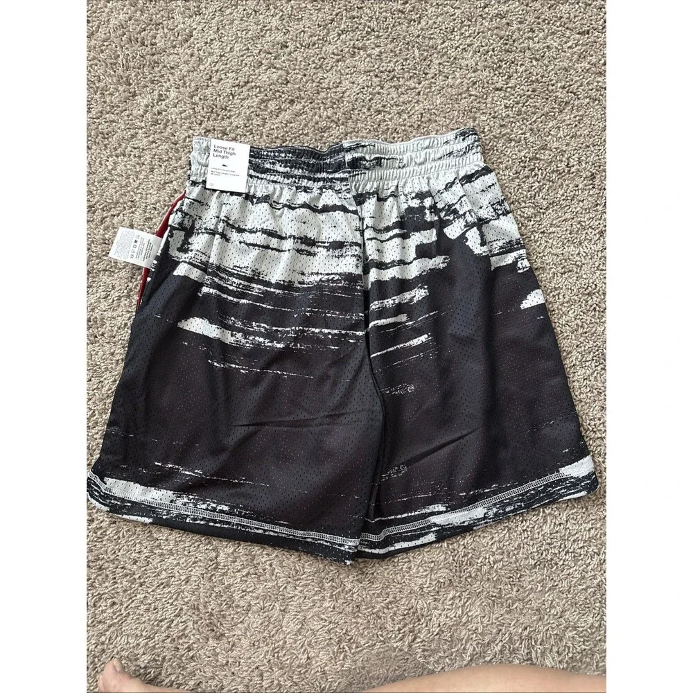 Nike Standard Issue Mens Large Mesh Basketball Shorts New Reversible DV9607 010